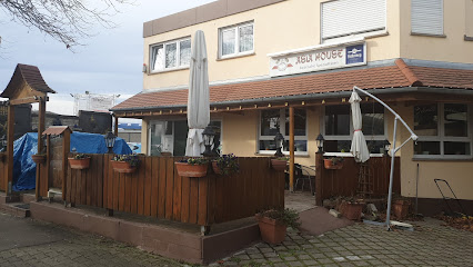 AF1QipNnkEFUI-lROGeoAiY63YDXa7VhPk_cf3KwpRnYw426-h240-k-no.jpg