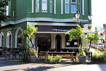 Oktopussy Bar & Restaurant